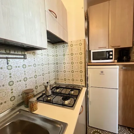 아파트 Spacious Beachfront With Terrace